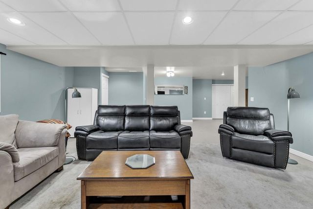 8411 207th AVENUE, Bristol, WI 53104