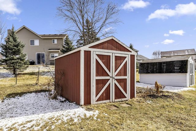 8411 207th AVENUE, Bristol, WI 53104