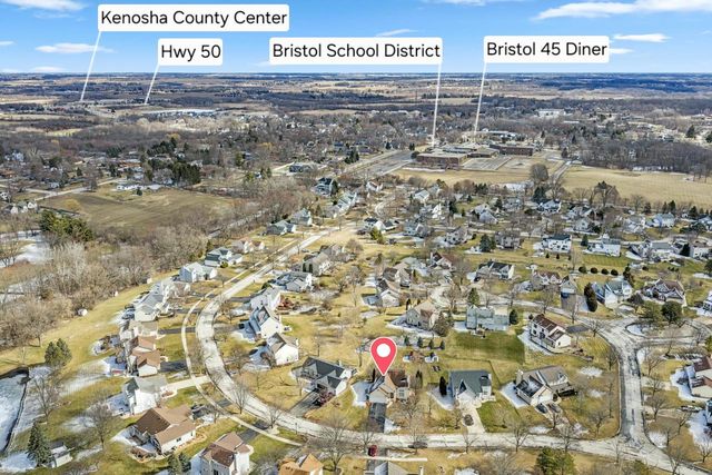 8411 207th AVENUE, Bristol, WI 53104