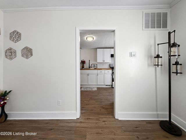 1118 W Whitney Ave, Louisville, KY 40215