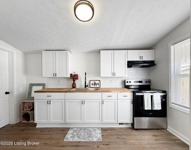 1118 W Whitney Ave, Louisville, KY 40215