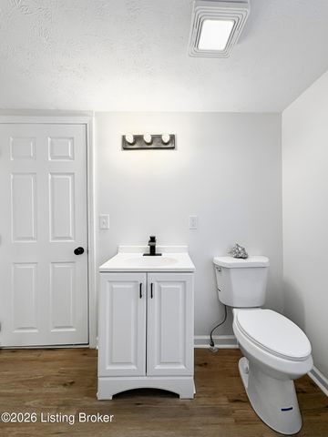 1118 W Whitney Ave, Louisville, KY 40215