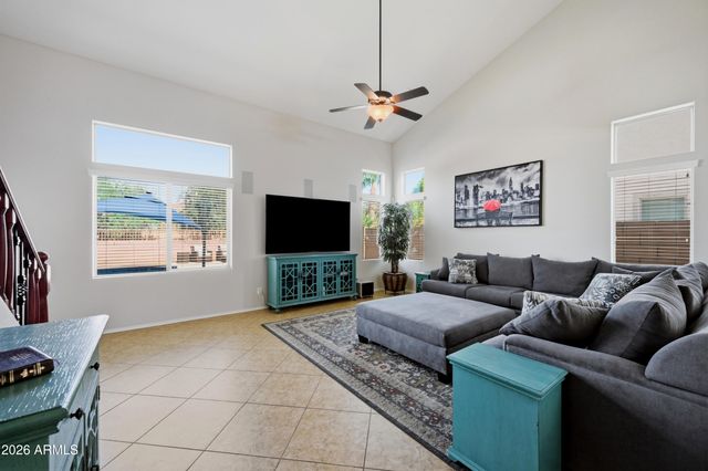 7087 S FAWN Avenue, Gilbert, AZ 85298