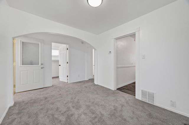 1690 Margaret Street, Saint Paul, MN 55106