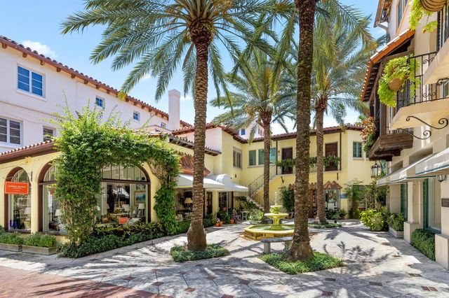 9 Via Parigi, Palm Beach, FL 33480