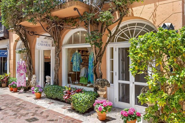 9 Via Parigi, Palm Beach, FL 33480