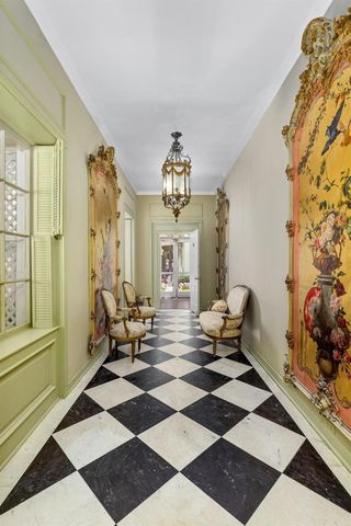 9 Via Parigi, Palm Beach, FL 33480