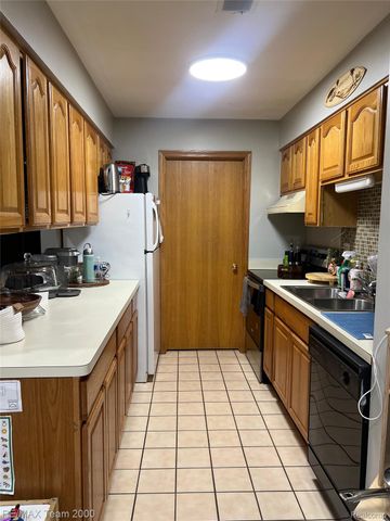 8049 Fenton Street, Dearborn Heights, MI 48127