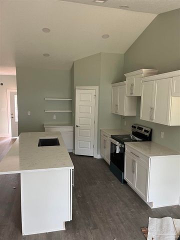 4728 Bay Breeze Dr, Gulf Breeze, FL 32563