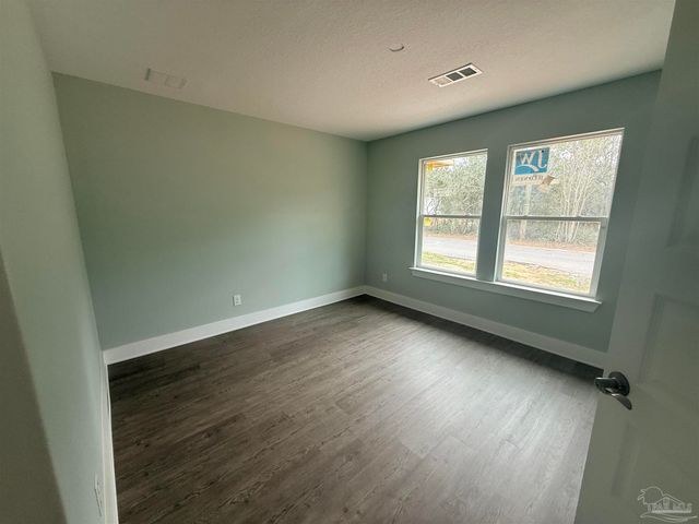 4728 Bay Breeze Dr, Gulf Breeze, FL 32563