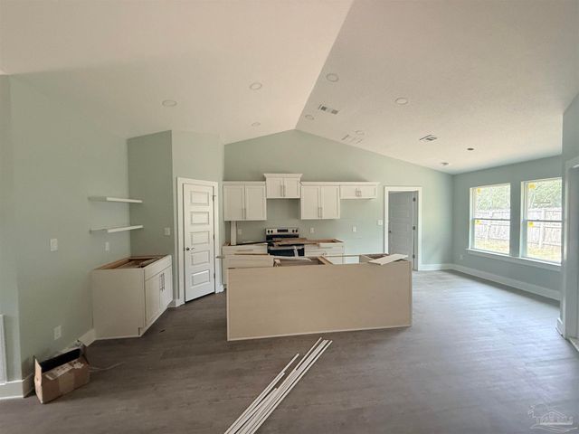 4728 Bay Breeze Dr, Gulf Breeze, FL 32563