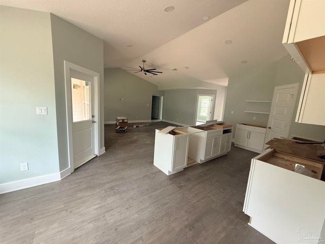 4728 Bay Breeze Dr, Gulf Breeze, FL 32563