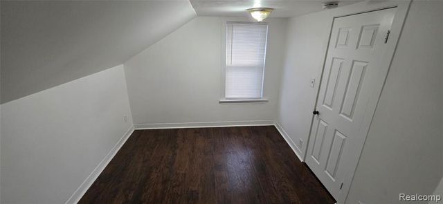 7113 Kendal Street, Dearborn, MI 48126