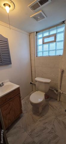 7113 Kendal Street, Dearborn, MI 48126