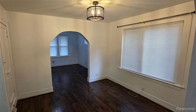 7113 Kendal Street, Dearborn, MI 48126