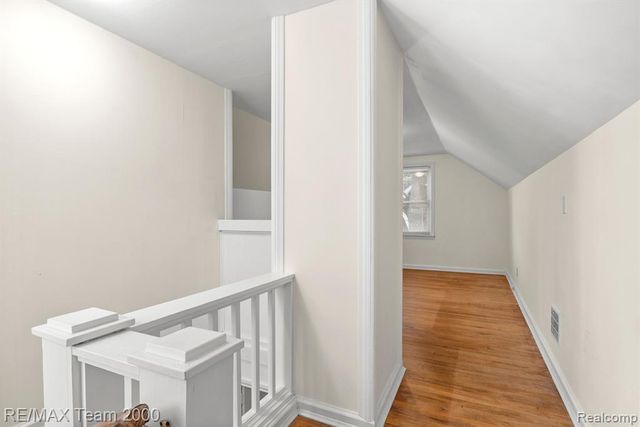 24611 Oxford Street, Dearborn, MI 48124