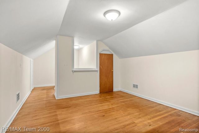 24611 Oxford Street, Dearborn, MI 48124