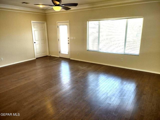 633 Bariloche Drive, Anthony, TX 79821