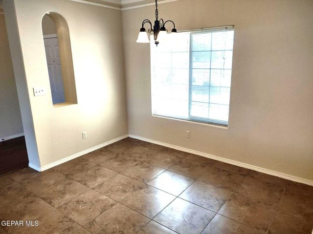 633 Bariloche Drive, Anthony, TX 79821