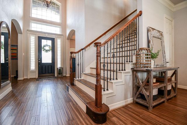 8906 Majesty Lane, Richmond, TX 77469