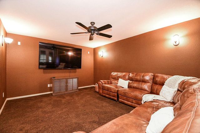 8906 Majesty Lane, Richmond, TX 77469