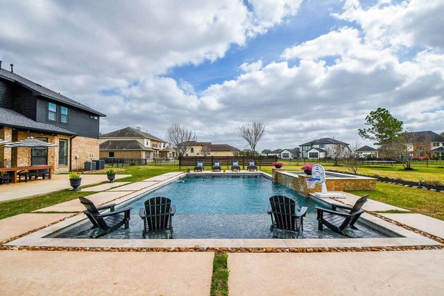 8906 Majesty Lane, Richmond, TX 77469