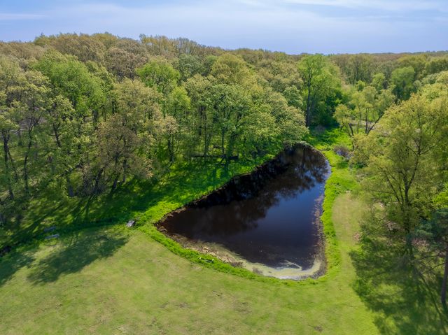 12221 Wicker Avenue, Cedar Lake, IN 46303