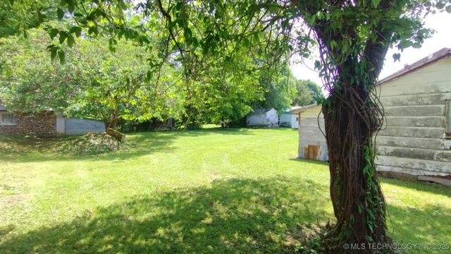 1543 Maple Avenue, Westville, OK 74965
