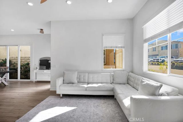 27238 Red Willow Court, Valencia, CA 91381