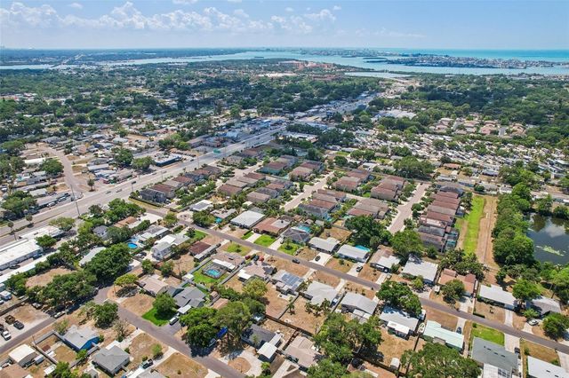 10713 59TH AVENUE, Seminole, FL 33772