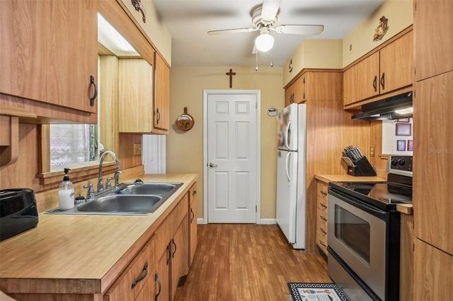 10713 59TH AVENUE, Seminole, FL 33772