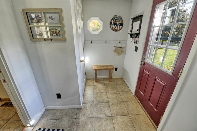 605 Riverside Drive, Portland, MI 48875