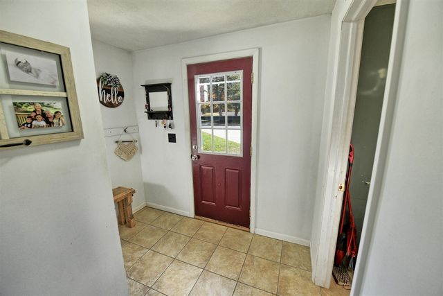 605 Riverside Drive, Portland, MI 48875