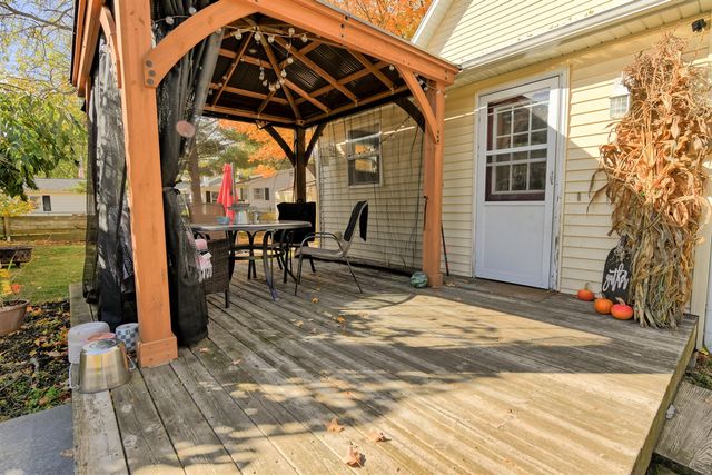 605 Riverside Drive, Portland, MI 48875