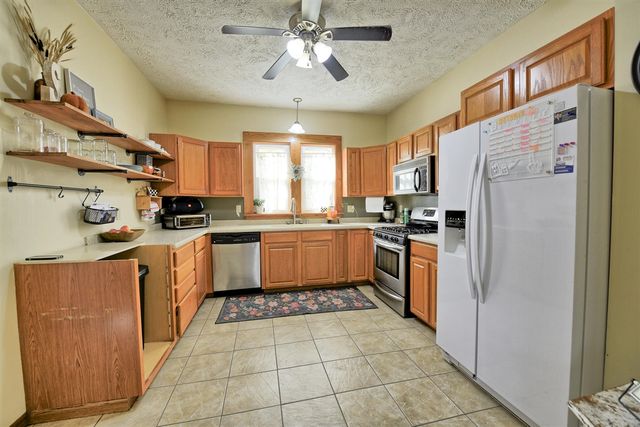 605 Riverside Drive, Portland, MI 48875