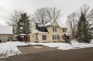 605 Riverside Drive, Portland, MI 48875