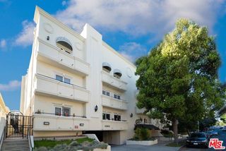 12011 Goshen Avenue 202, Los Angeles, CA 90049