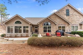 112 E Chelsea Court, Southern Pines, NC 28387