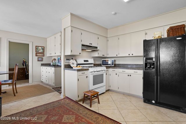 230 Southern Circle, 230, Gulfport, MS 39507