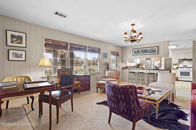 230 Southern Circle, 230, Gulfport, MS 39507