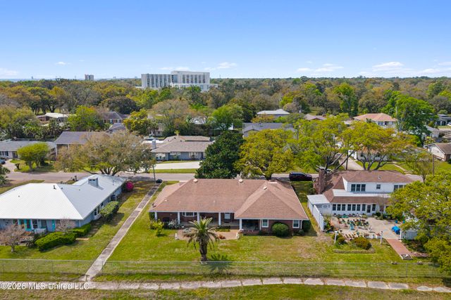 230 Southern Circle, 230, Gulfport, MS 39507