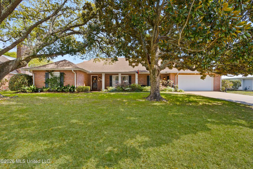 230 Southern Circle, 230, Gulfport, MS 39507