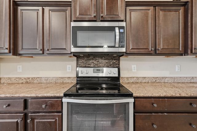 9646 Misty Meadow Lane, Navarre, FL 32566