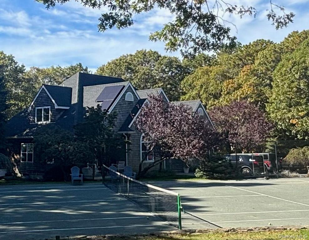 74 Lakeside Lane, Westhampton, NY 11977