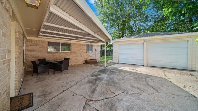 9631 Crail Drive, Spring, TX 77379