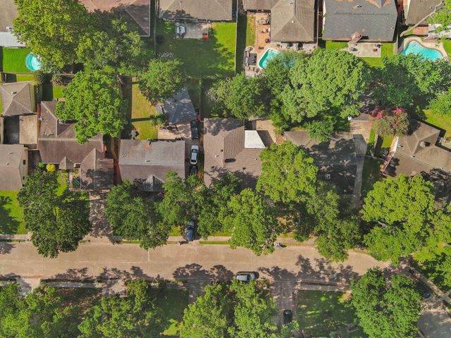 9631 Crail Drive, Spring, TX 77379