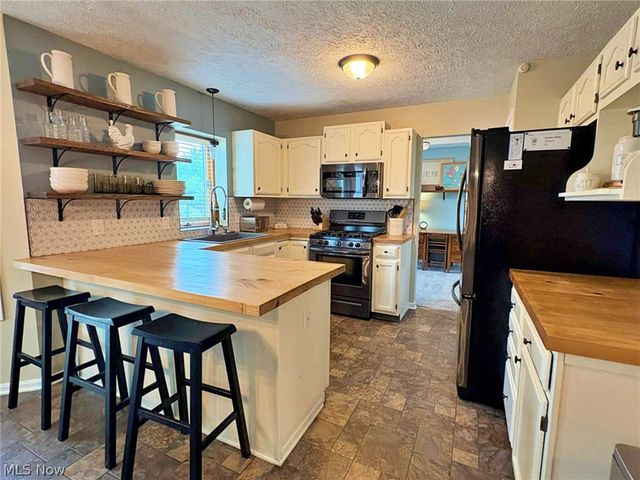 5920 Province Court, Lorain, OH 44053