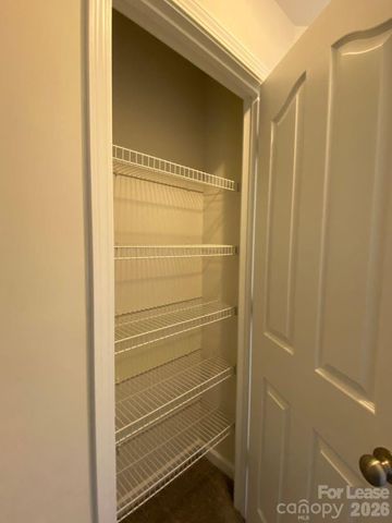 320 Peachtree Road, Charlotte, NC 28216