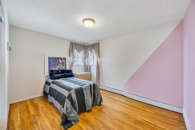 216 Earle Avenue, Lynbrook, NY 11563