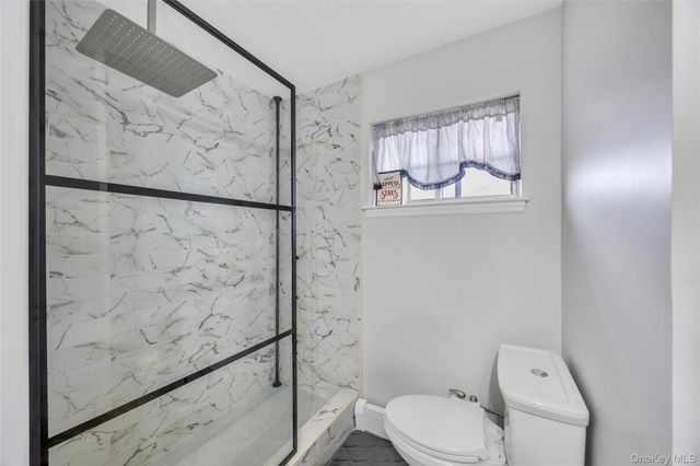 216 Earle Avenue, Lynbrook, NY 11563